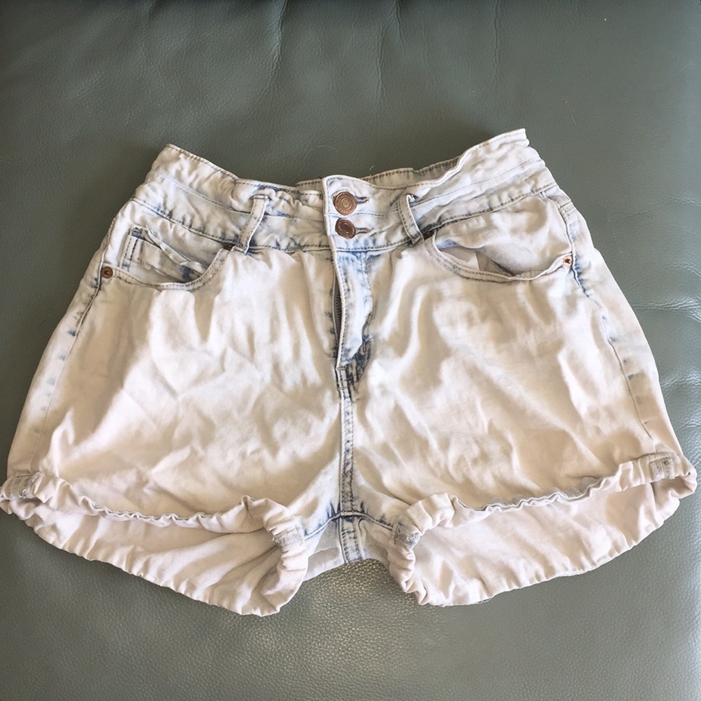Height waisted shorts